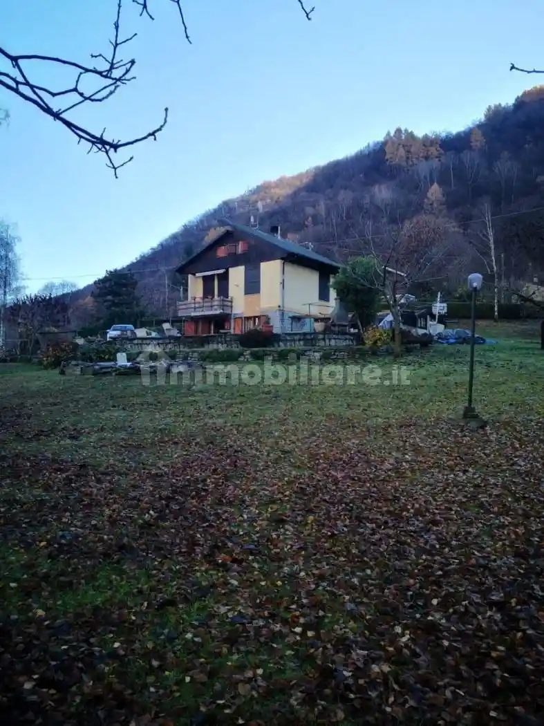 Villa in vendita a Torre Pellice