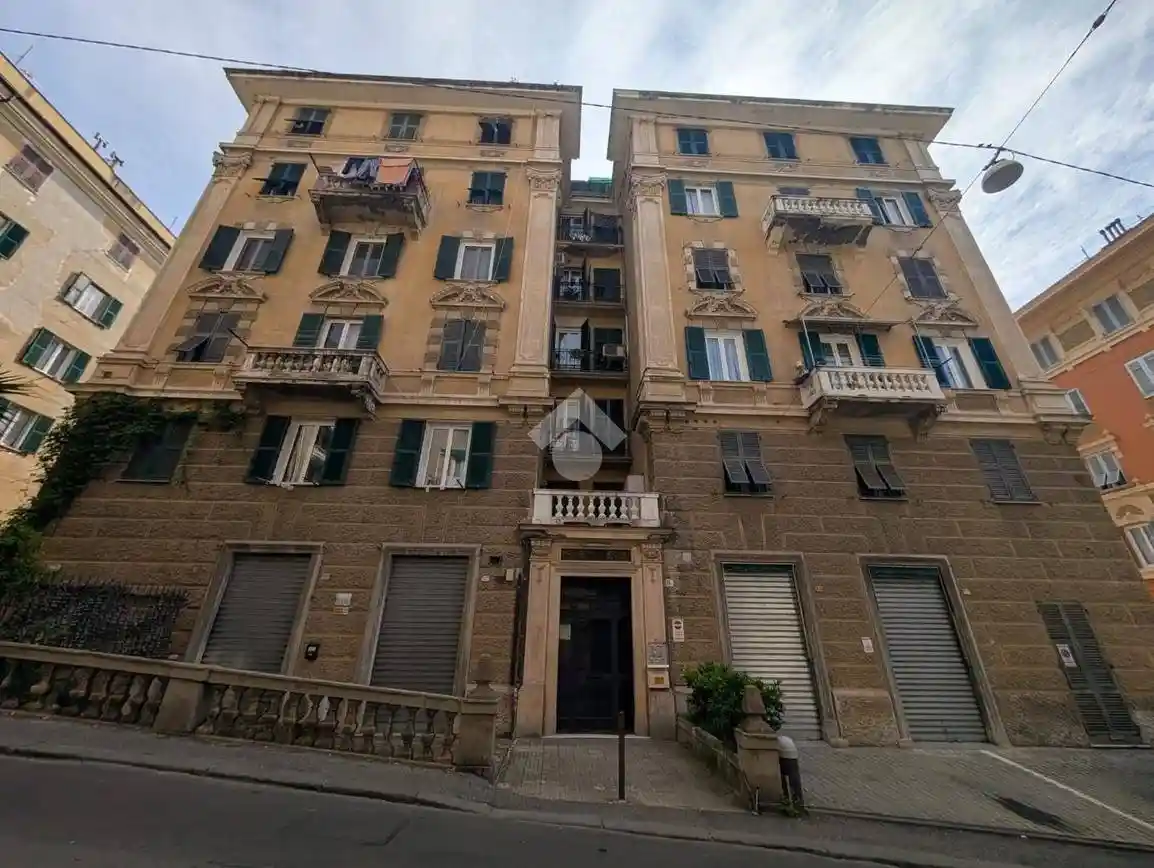 Appartamento in vendita a Genova