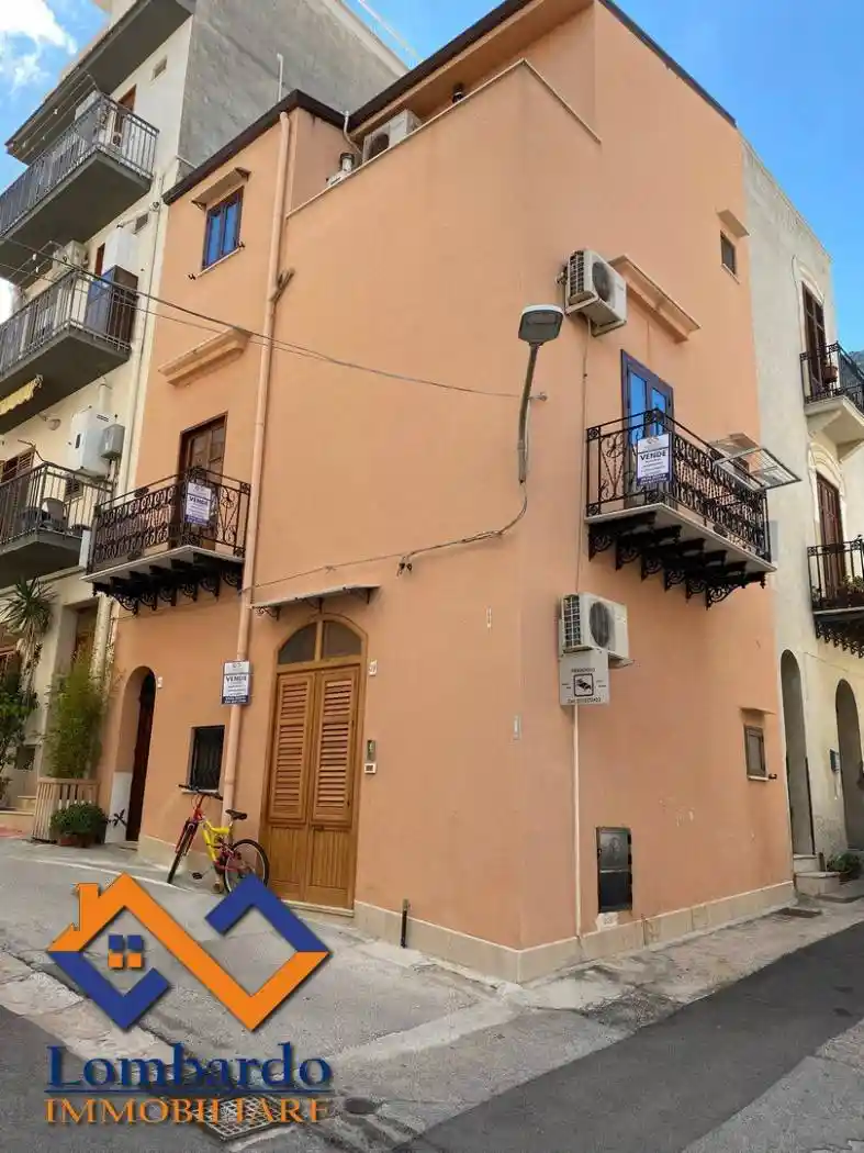 Casa indipendente in vendita a Castellammare del Golfo