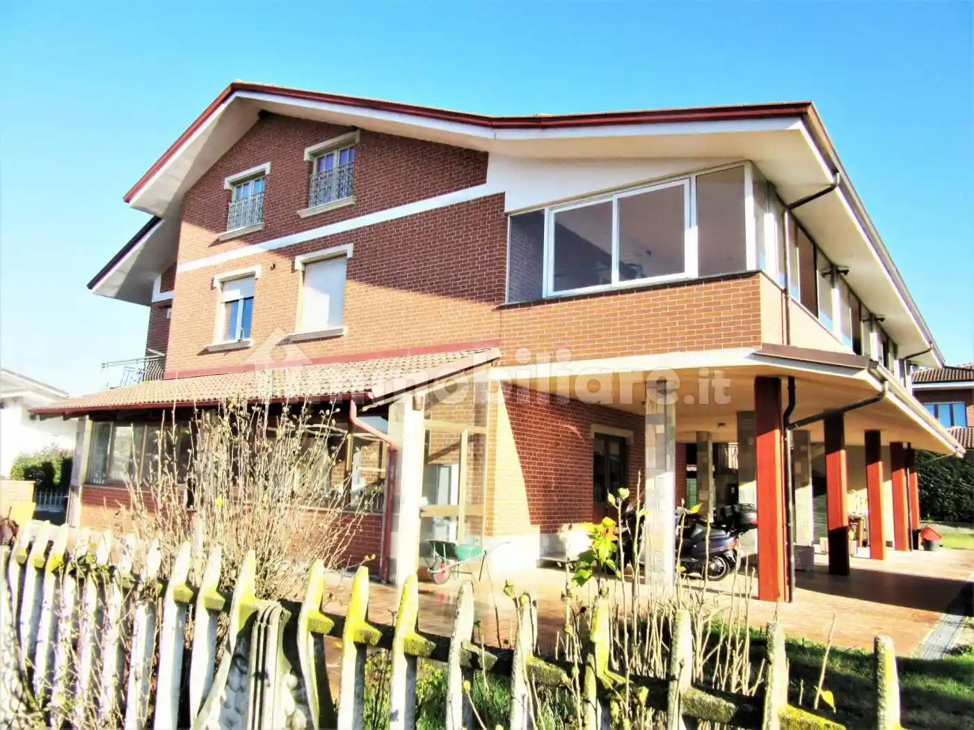Villa in vendita a Bra
