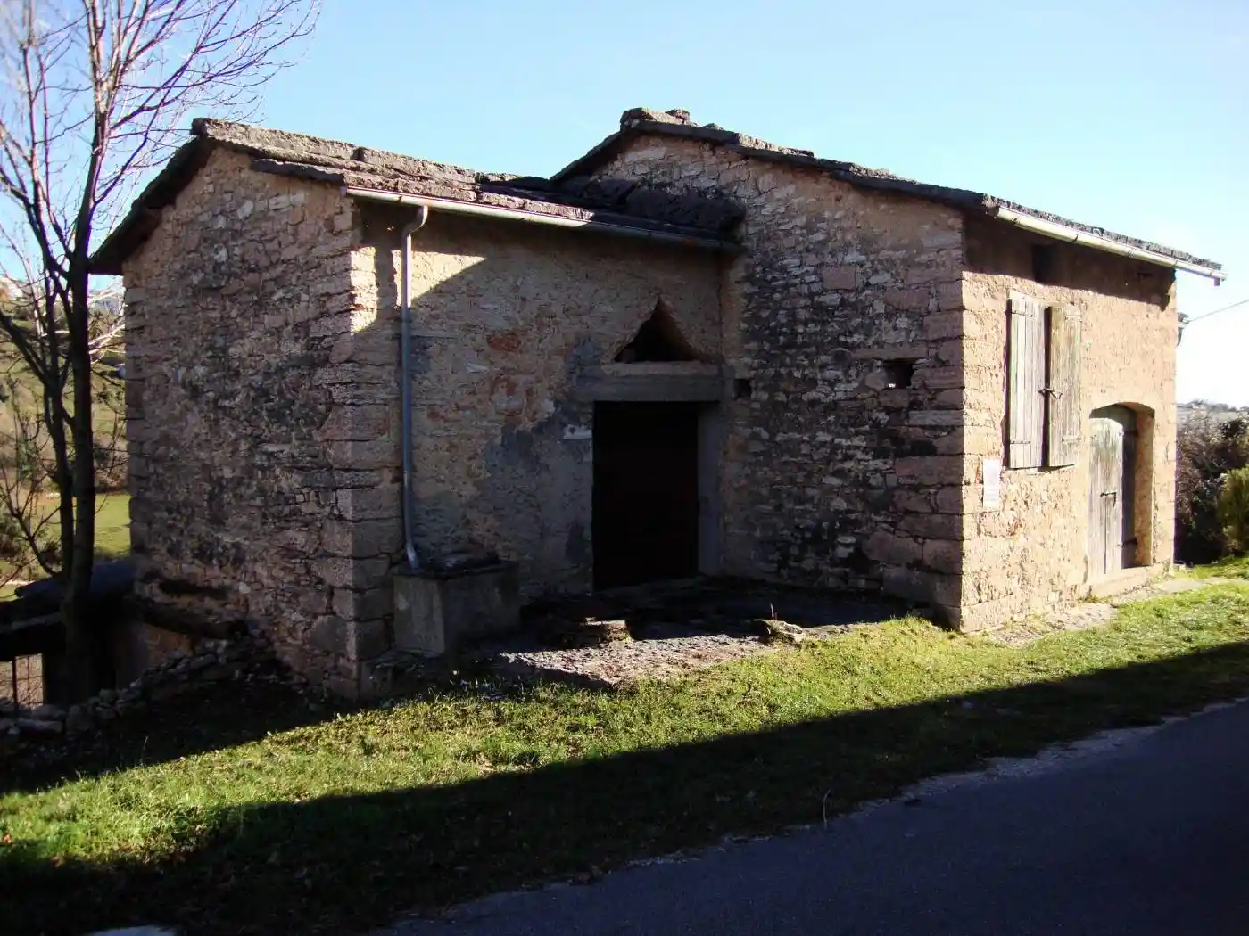 Rustico - Casale in vendita a Erbezzo