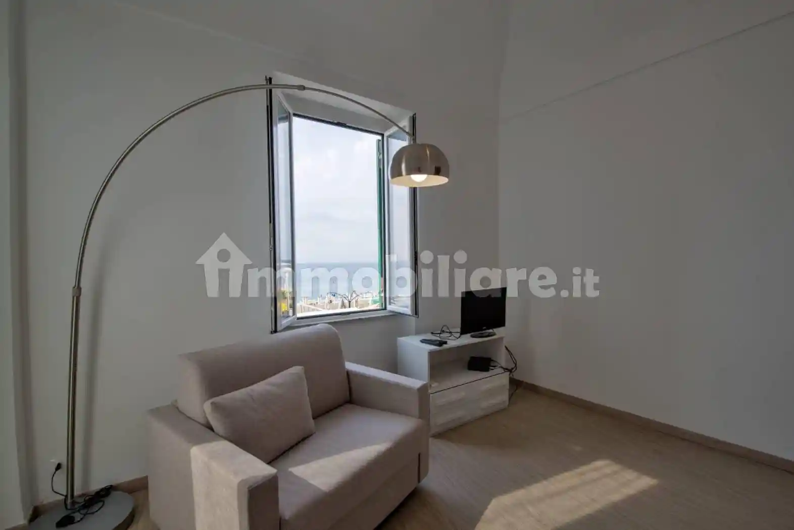 Appartamento in affitto a Varazze