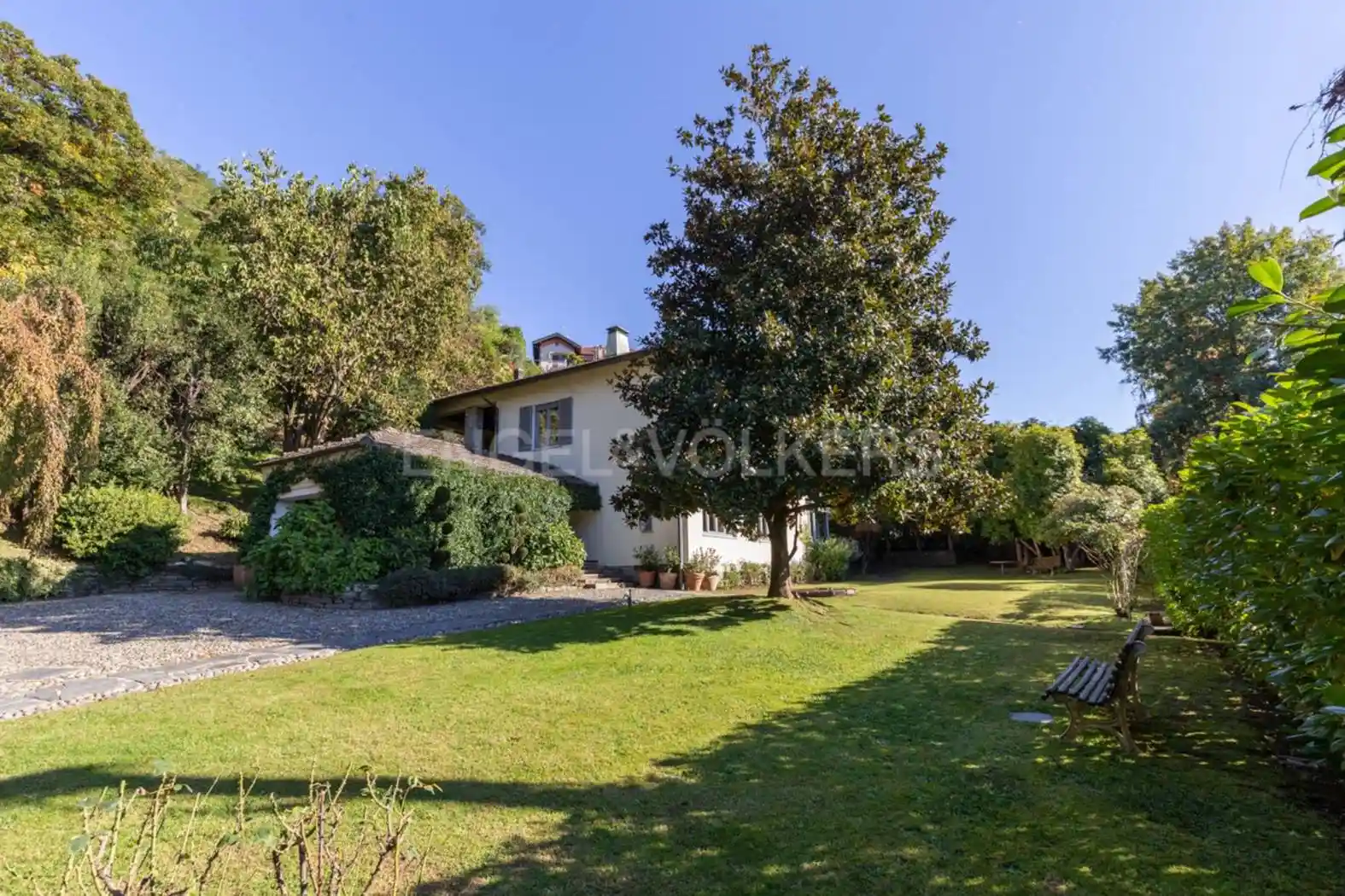 Villa in vendita a Luino