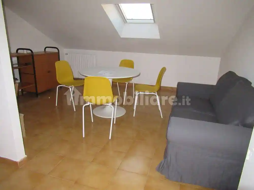 Appartamento in affitto a Alba