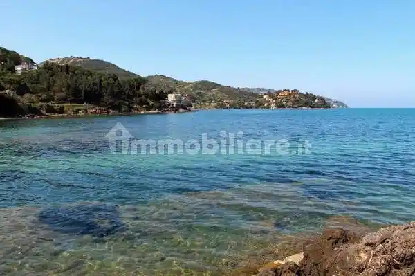 Rustico - Casale in vendita a Monte Argentario
