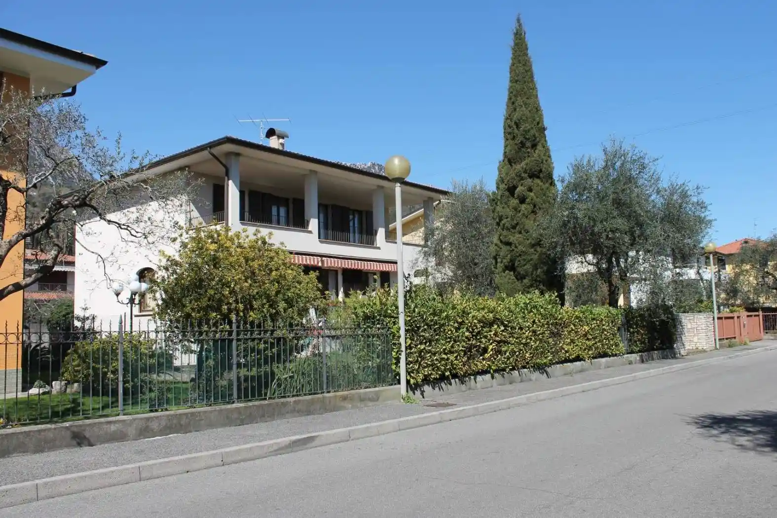 Villa in vendita a Toscolano-Maderno