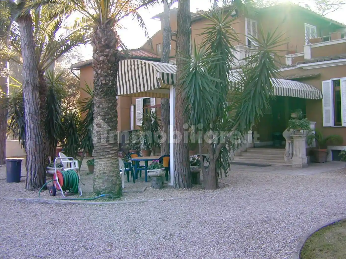 Palazzo - Edificio in Affitto - foto 3