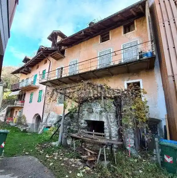 Casa indipendente in vendita a Borgo Valsugana