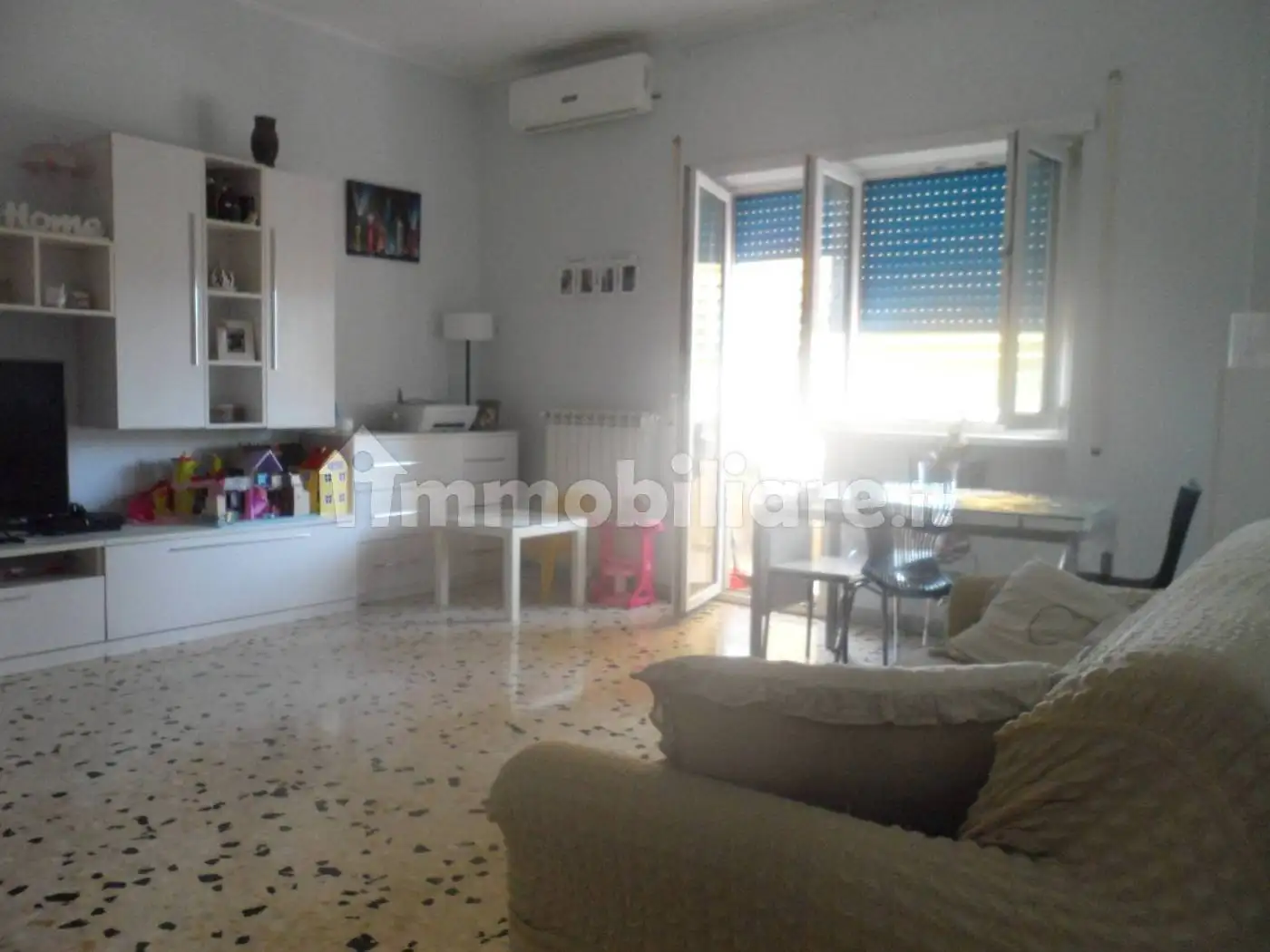 Appartamento in affitto a Fiumicino