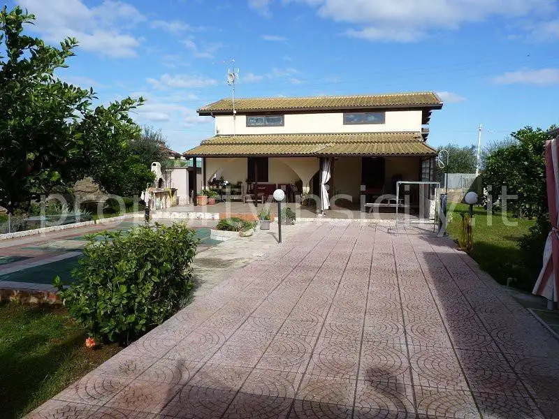 Villa in vendita a Siracusa