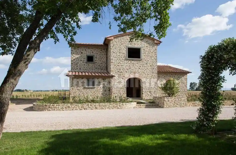 Rustico - Casale in vendita a Cortona