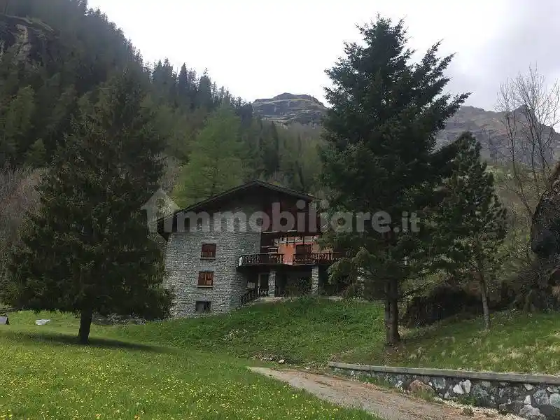 Villa in vendita a Gressoney-Saint-Jean