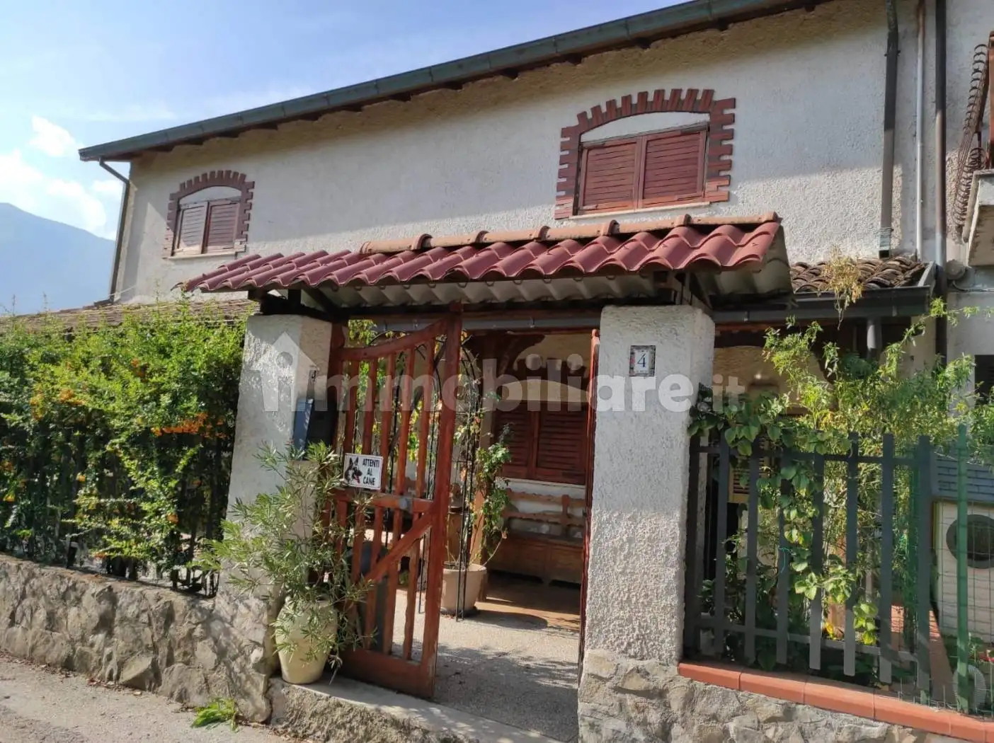 Villa in vendita a San Vincenzo Valle Roveto