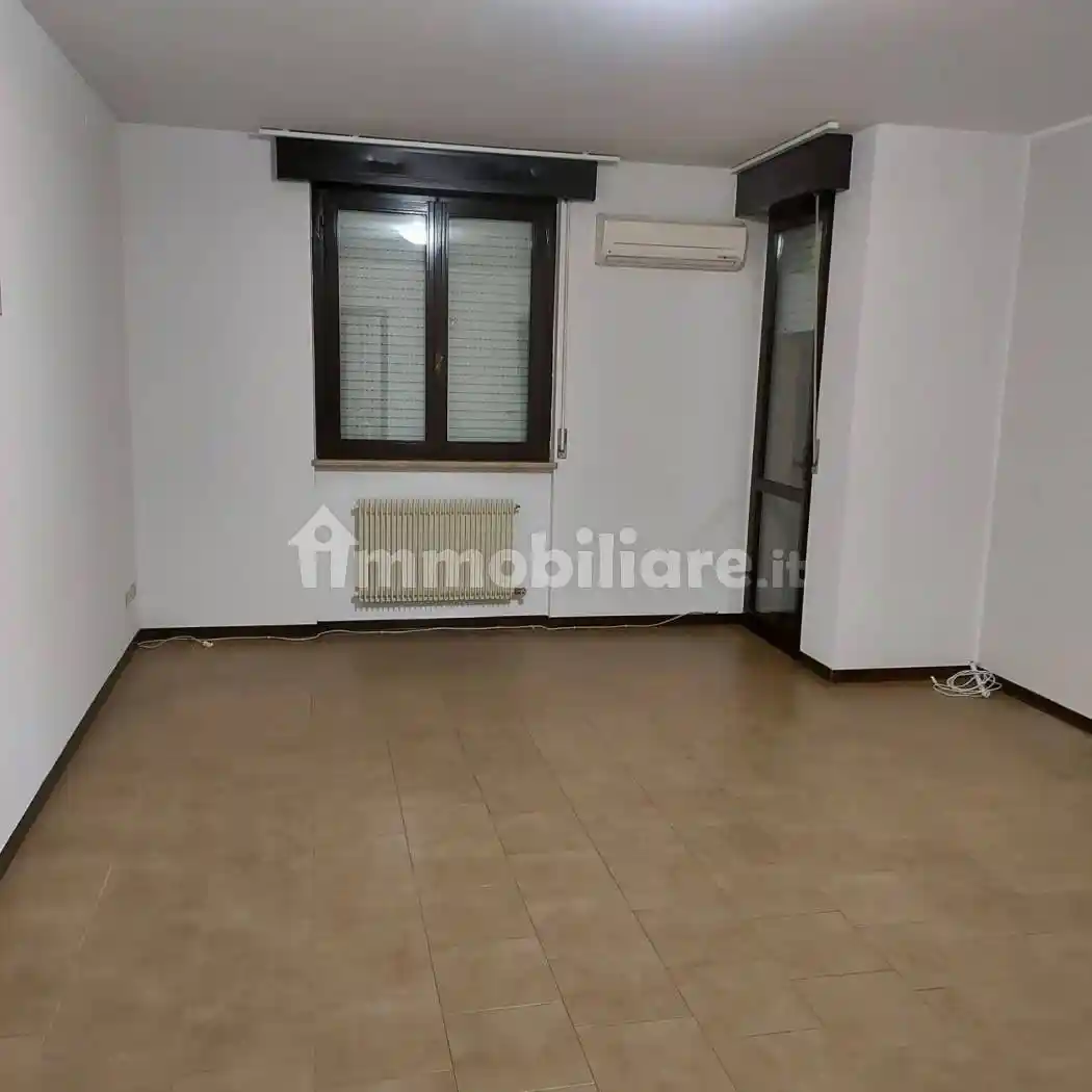 Appartamento in vendita a Piacenza