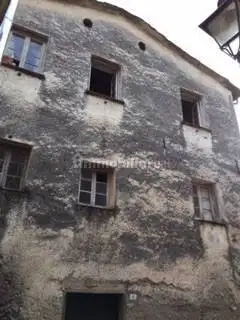 Palazzo - Edificio in vendita a Favale di Malvaro