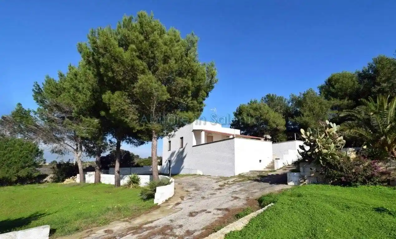 Casa indipendente in vendita a Castrignano del Capo