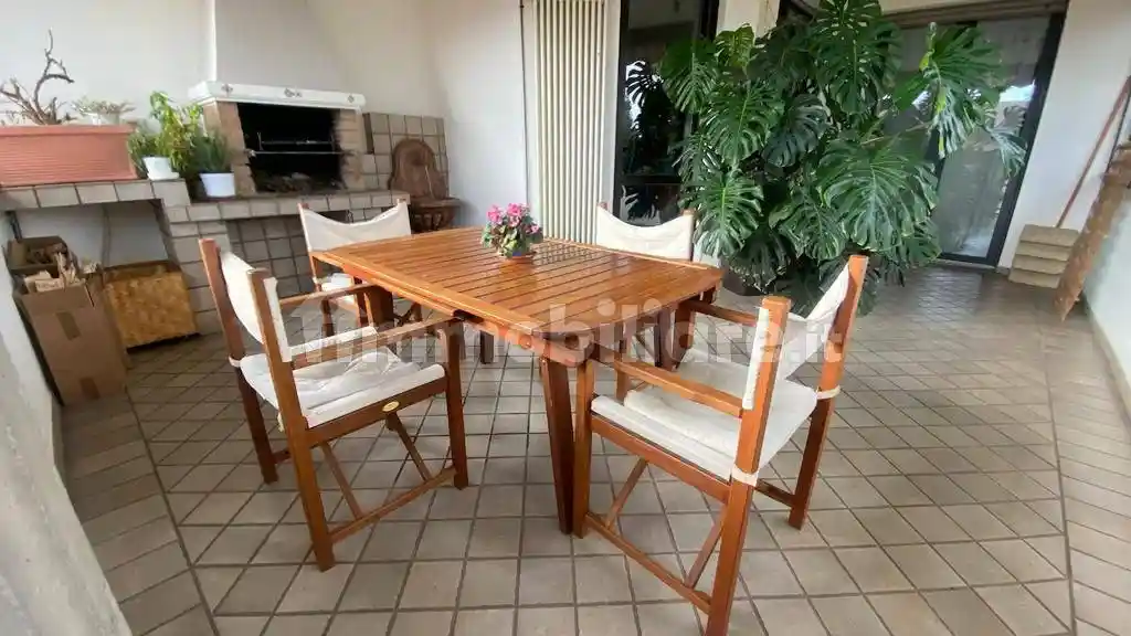 Appartamento in vendita a Trezzano sul Naviglio