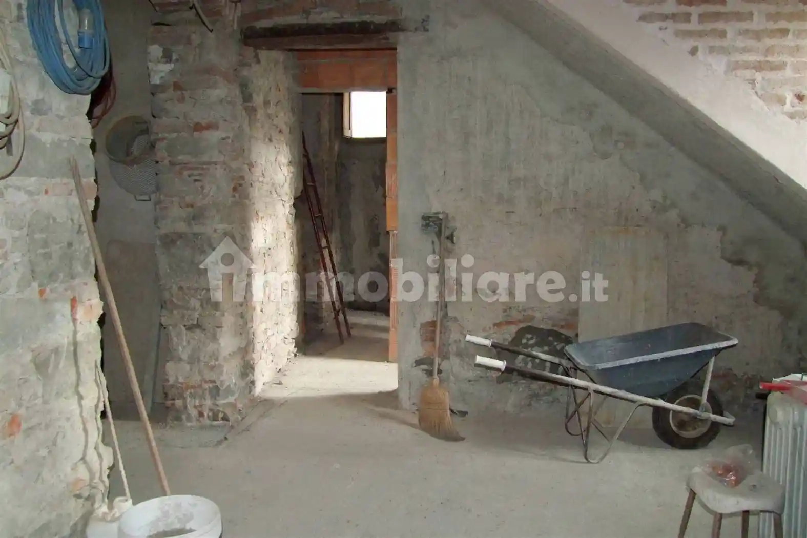 Appartamento in vendita a Dicomano
