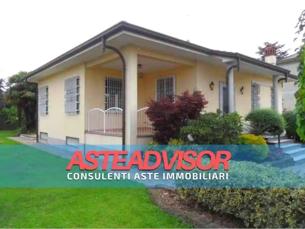 Villa in vendita a Monza