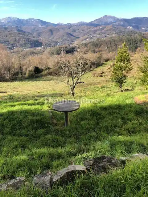 Appartamento in vendita a Varese Ligure