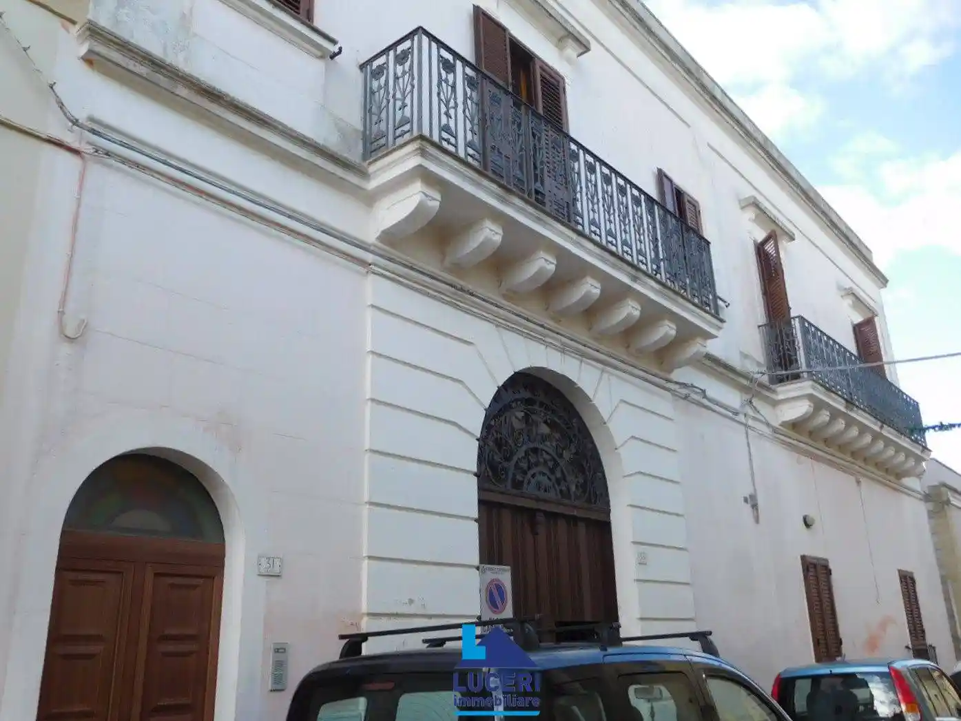 Palazzo - Edificio in vendita a Collepasso