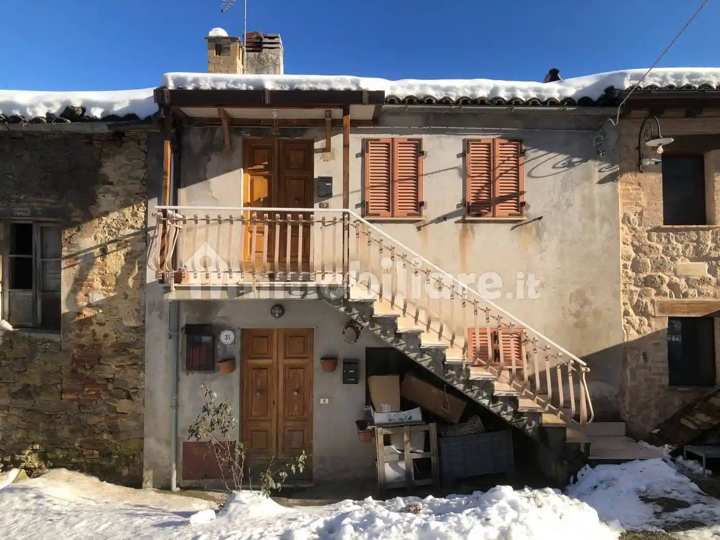 Appartamento in vendita a Montemonaco