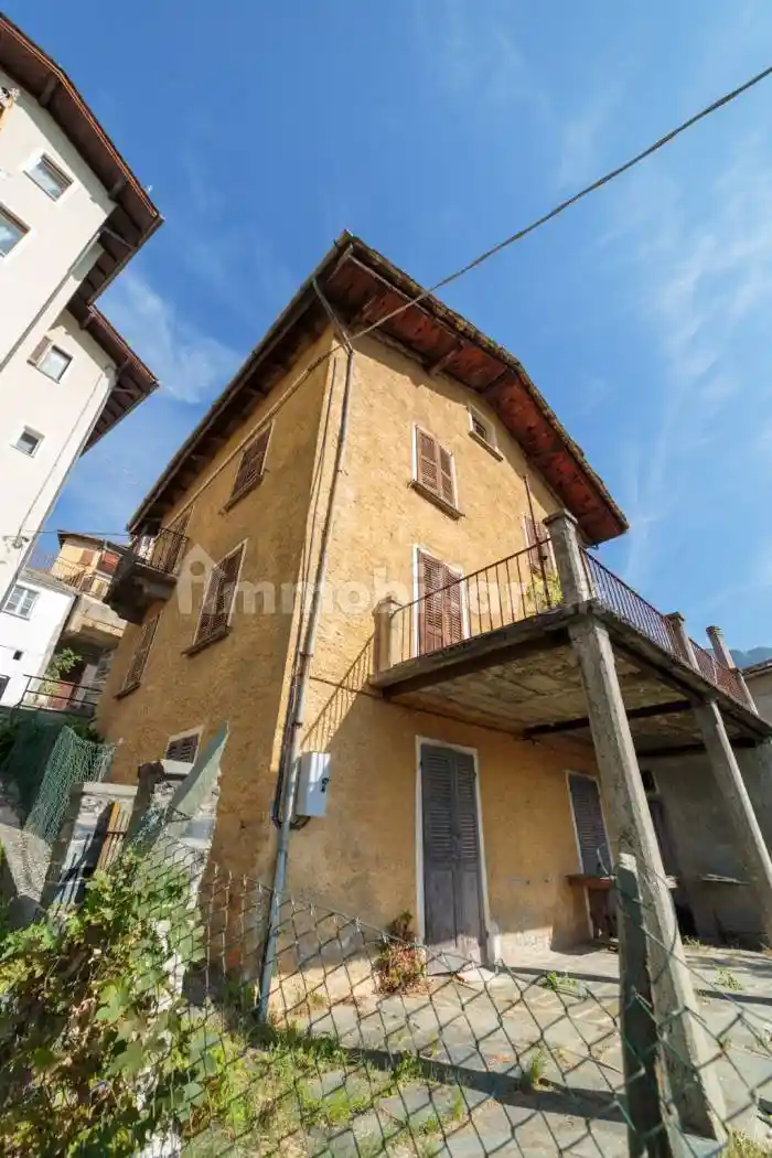 Casa indipendente in vendita a Chiesa in Valmalenco