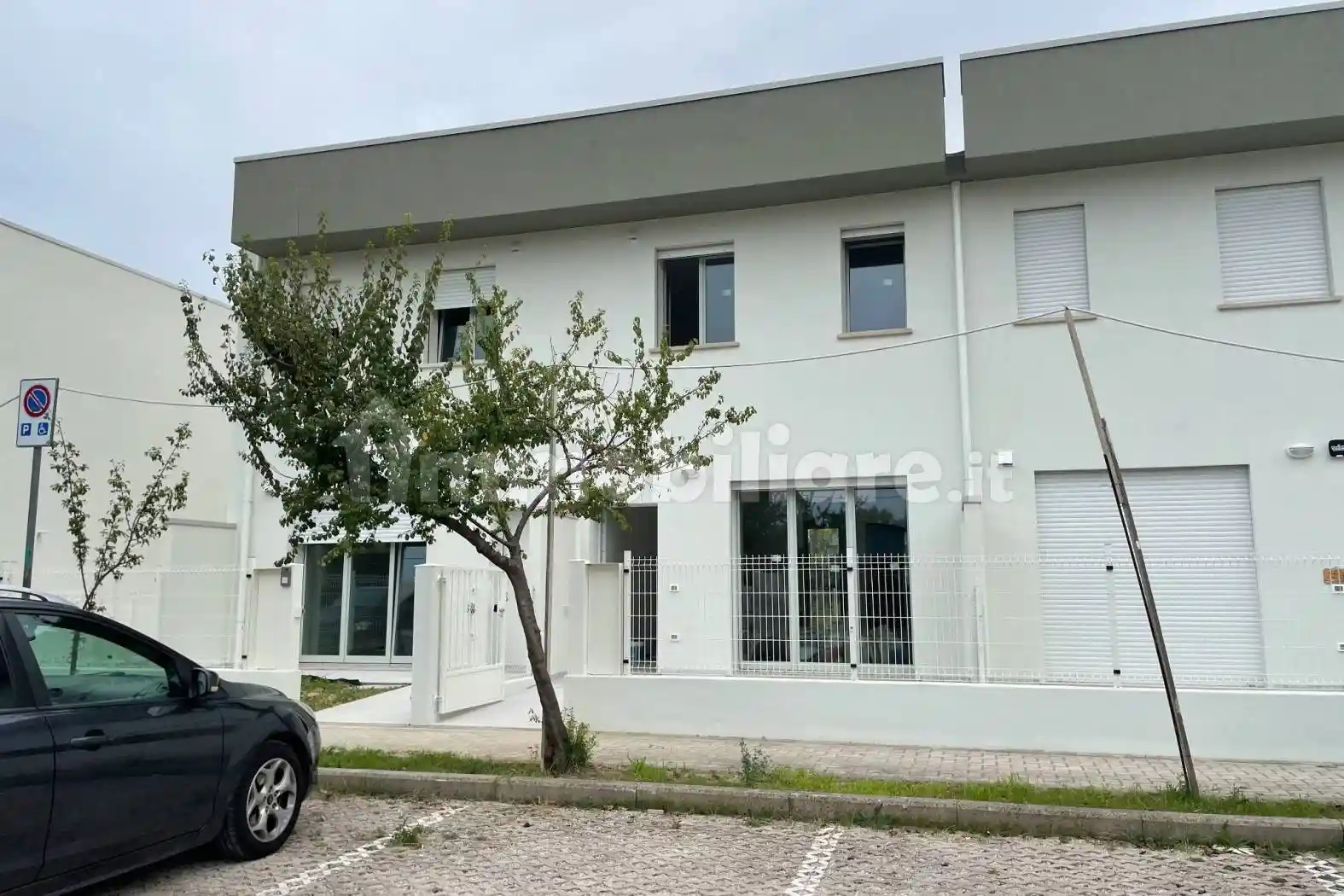 Casa indipendente in vendita a Pesaro