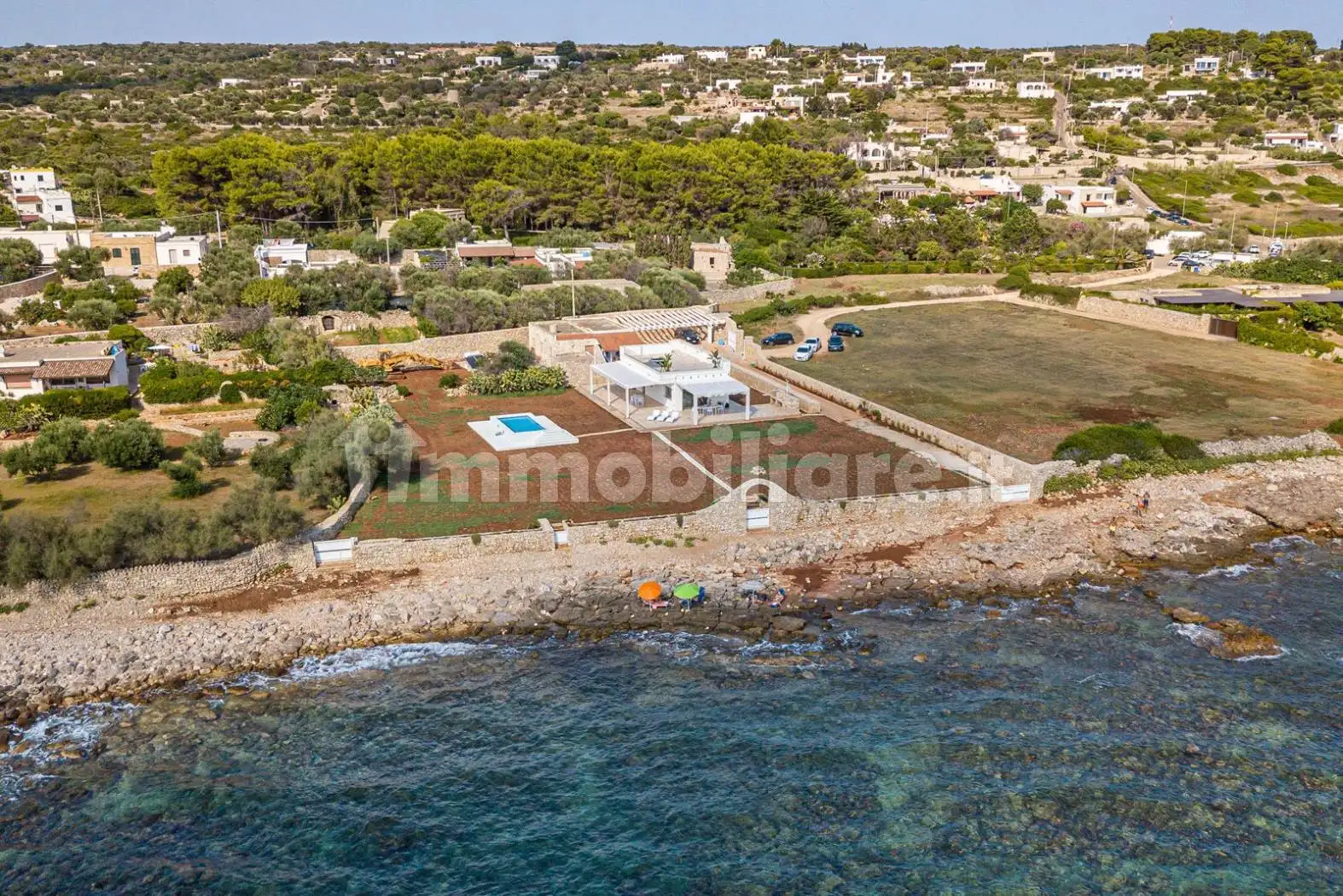 Villa plurifamiliare, ottimo stato, 1000 m², Centro, Castrignano del Capo - foto 2