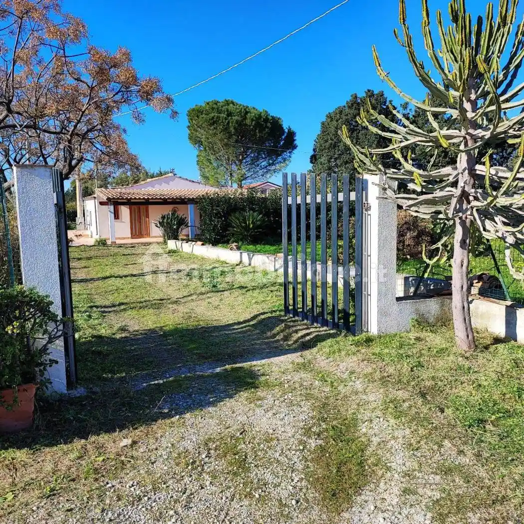 Villa in vendita a Santo Stefano di Camastra