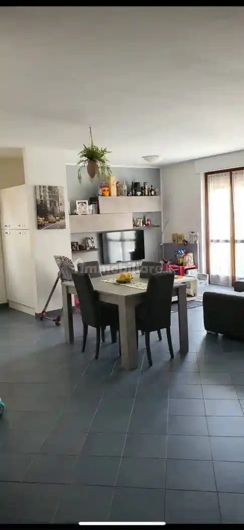 Appartamento in affitto a Luino