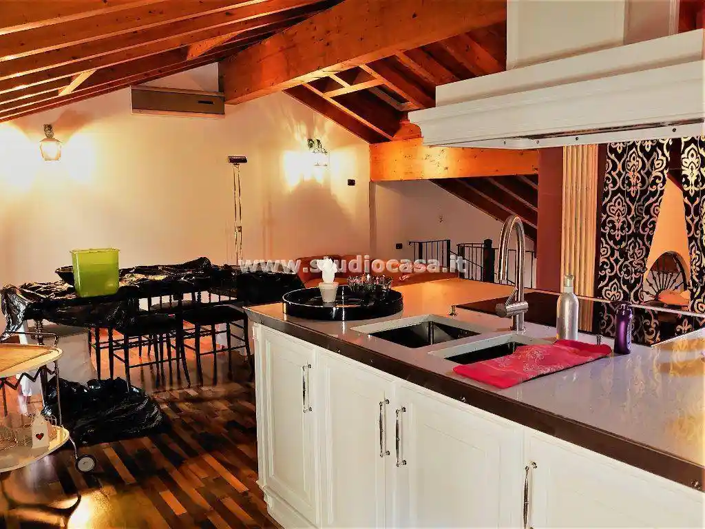 Attico - Mansarda in vendita a Crema