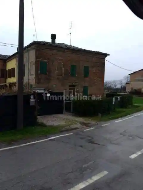 Rustico - Casale in vendita a Soliera