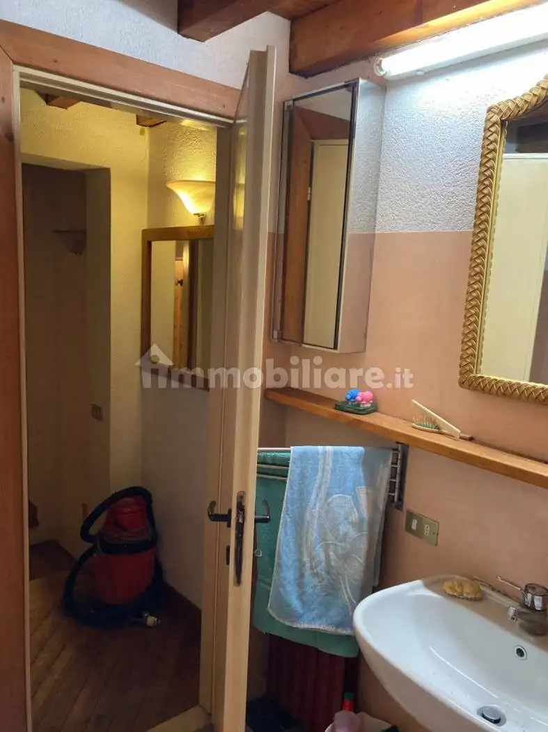 Villa in vendita a Seniga