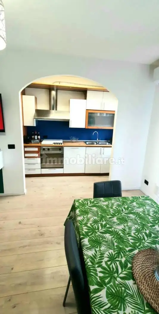 Appartamento in affitto a Viareggio