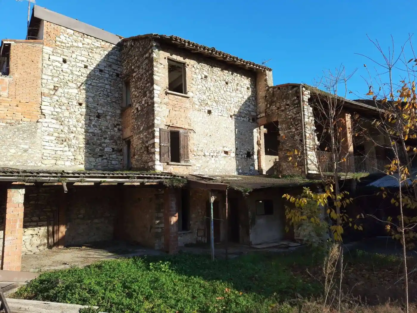 Palazzo - Edificio in vendita a Brescia