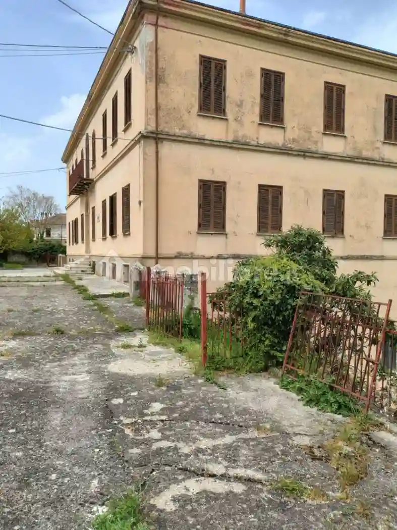 Palazzo - Edificio - foto 2