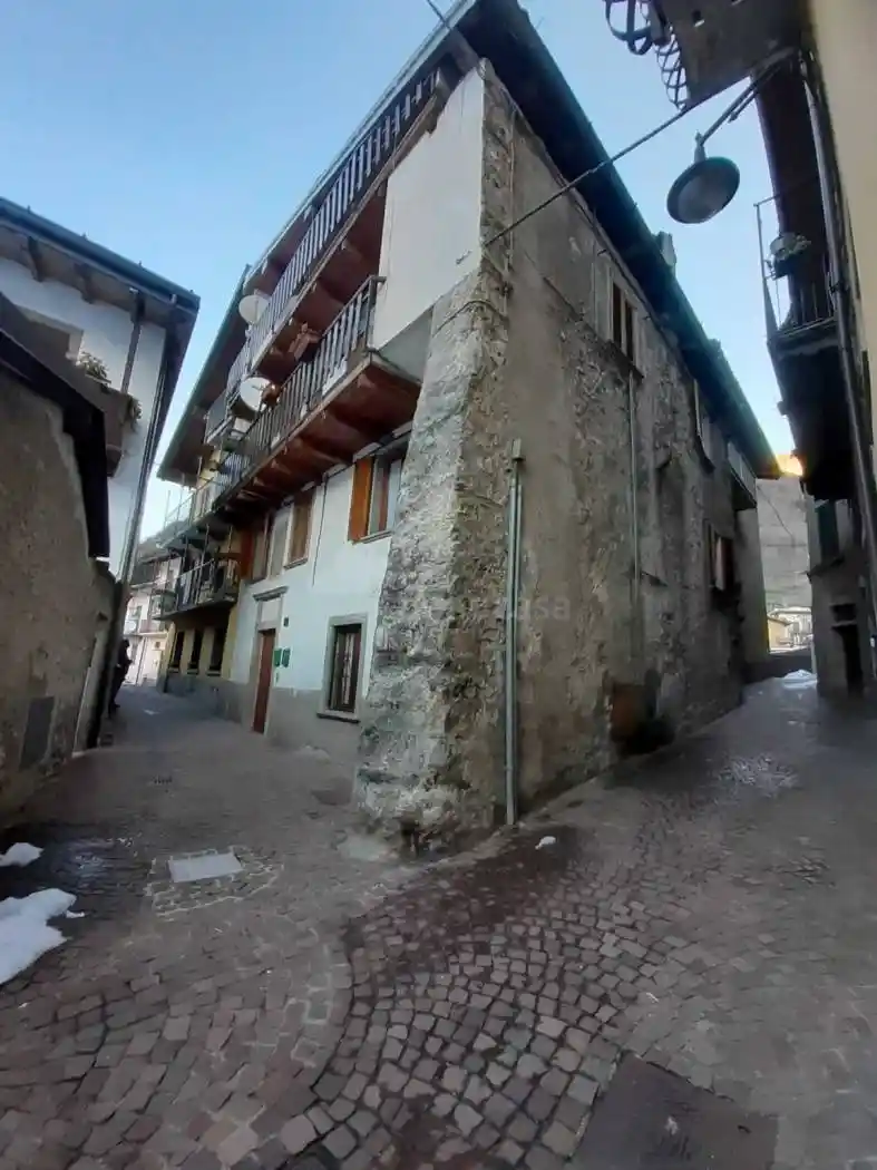 Casa indipendente in vendita a Ardesio