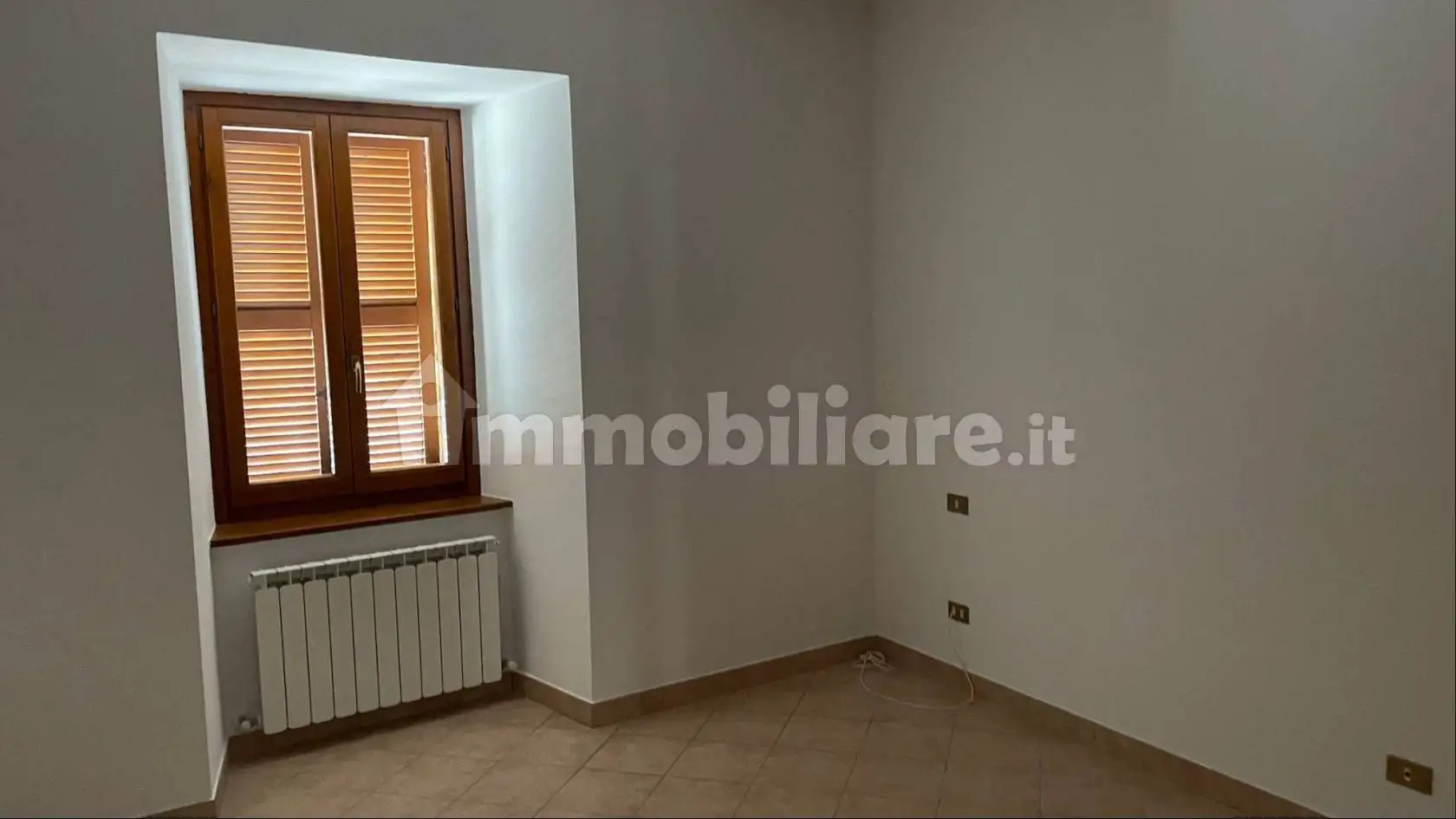 Quadrilocale via Fiorenzuola 6, Centro, Caldarola - foto 5