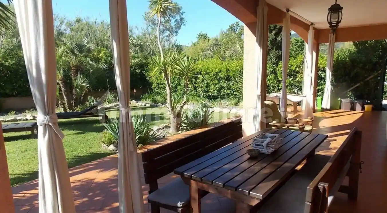 Villa in vendita a Portoferraio