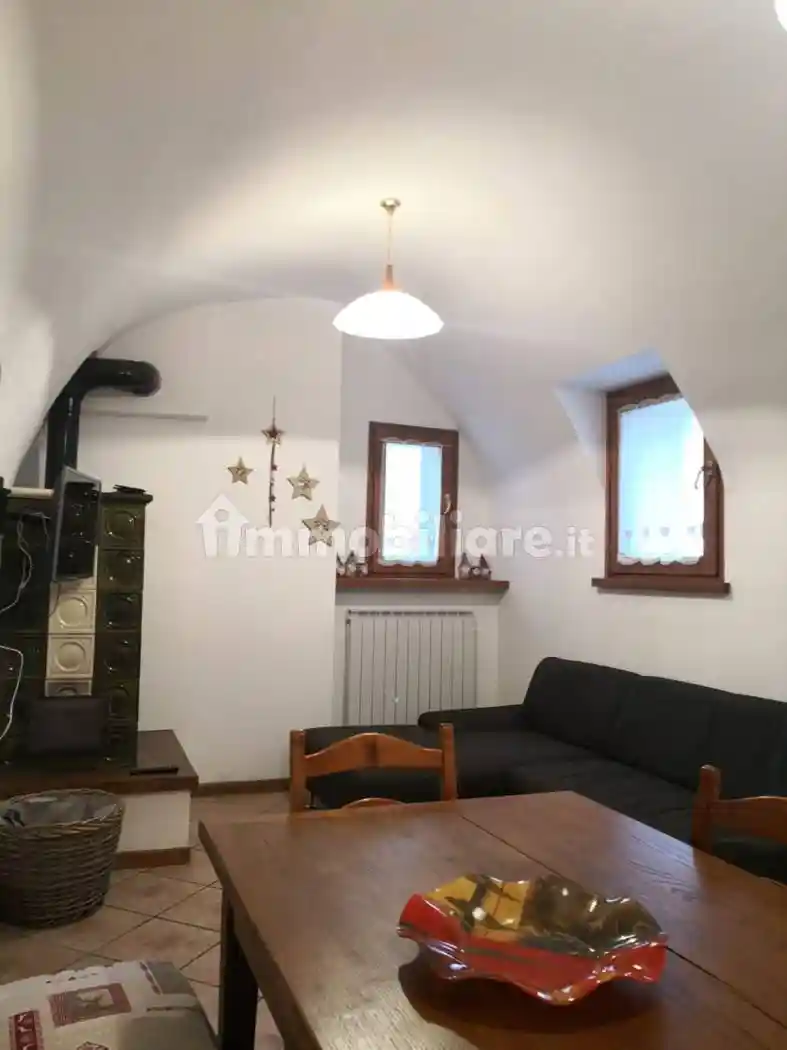 Villa in vendita a Edolo