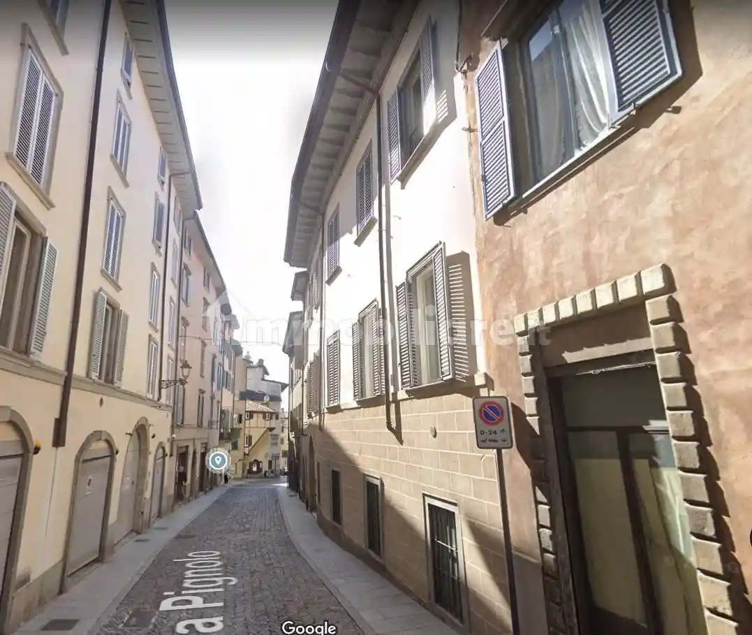 Appartamento in vendita a Bergamo