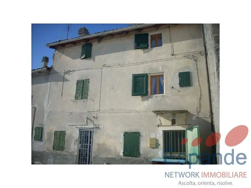 Villa in vendita a Grizzana Morandi