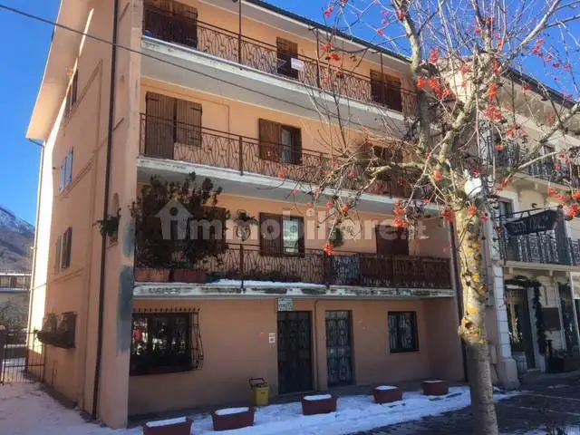 Appartamento in vendita a Rocca di Mezzo