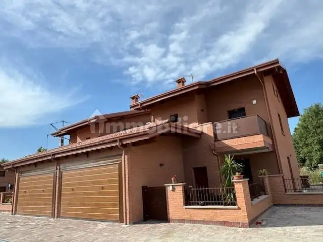 Villa in vendita a Argelato