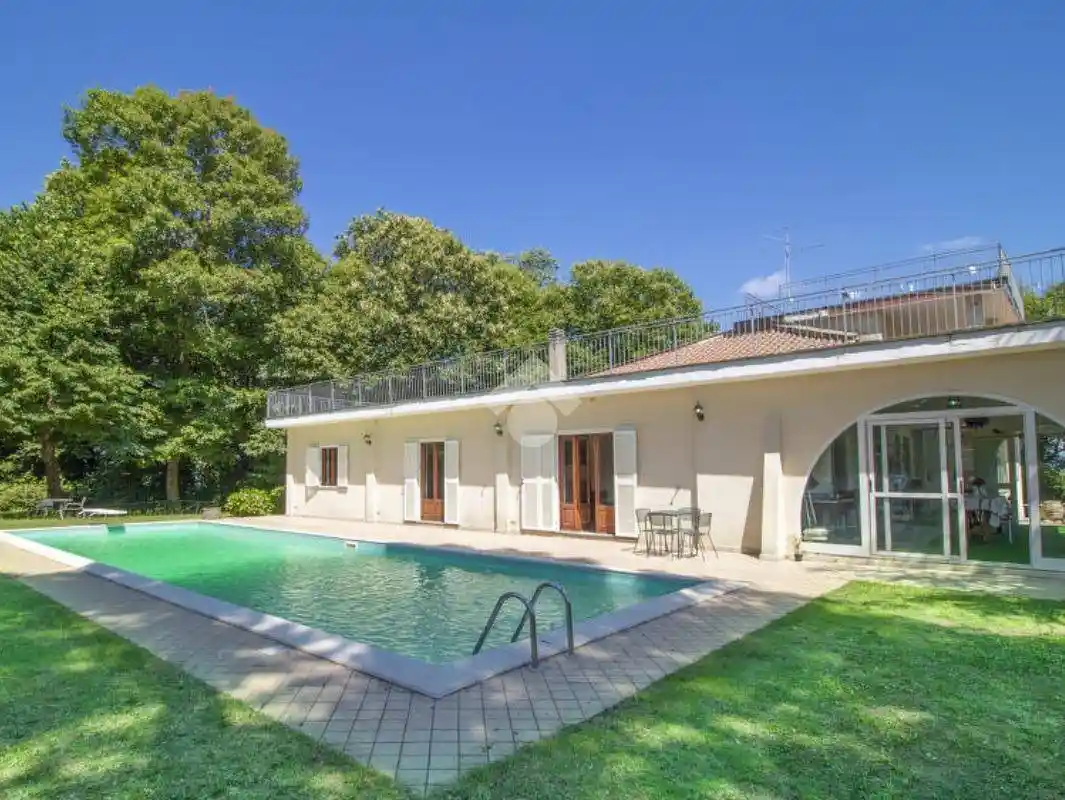 Villa in vendita a Rocca Priora