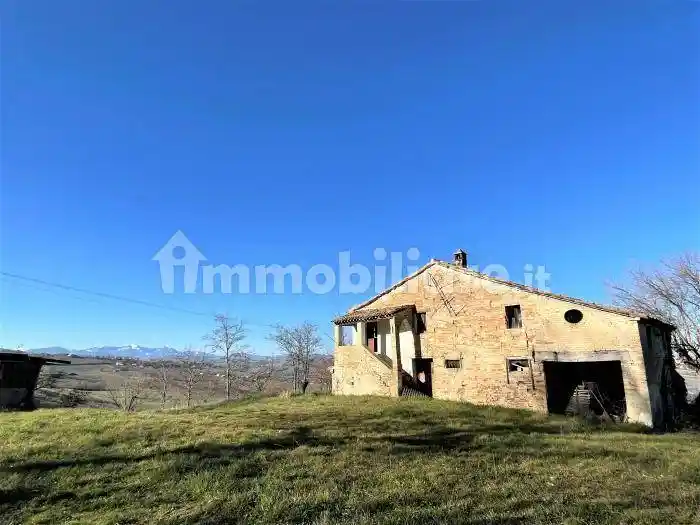 Rustico - Casale in vendita a Corinaldo