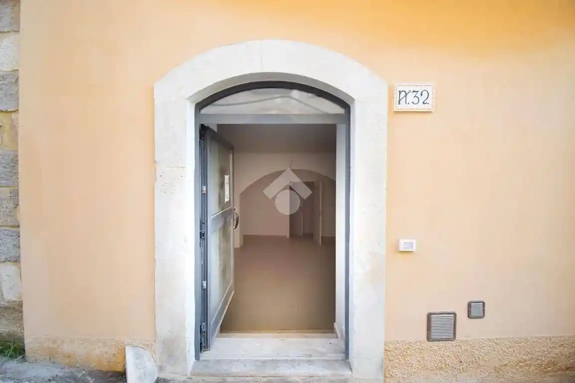 Monolocale via Fortebraccio 34, Villa Comunale, L'Aquila - foto 2