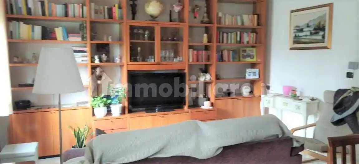 Palazzo - Edificio in vendita a Senigallia