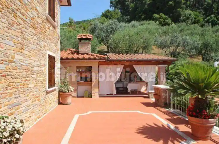 Casa indipendente in vendita a Pietrasanta